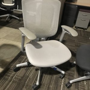 Teknion Nuova Contessa Task Chairs - Image 4